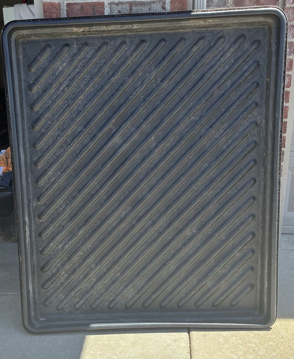 Ultra- Tech Heavy duty pan/ tray