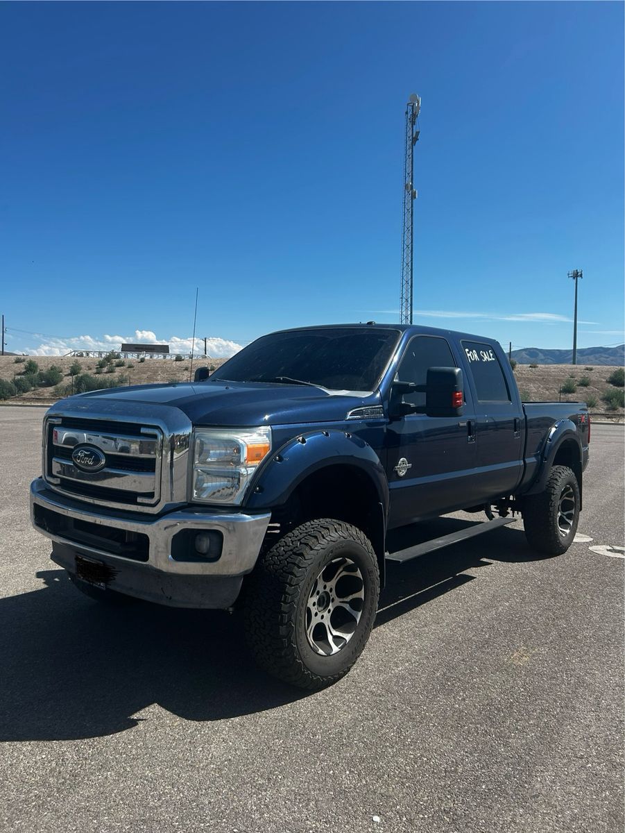 2011 FORD F350 SUPER DUTY Lariat