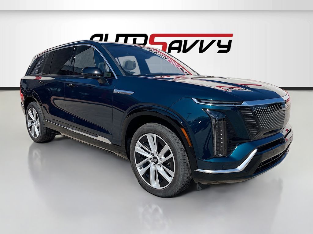 2026 Cadillac VISTIQ Luxury