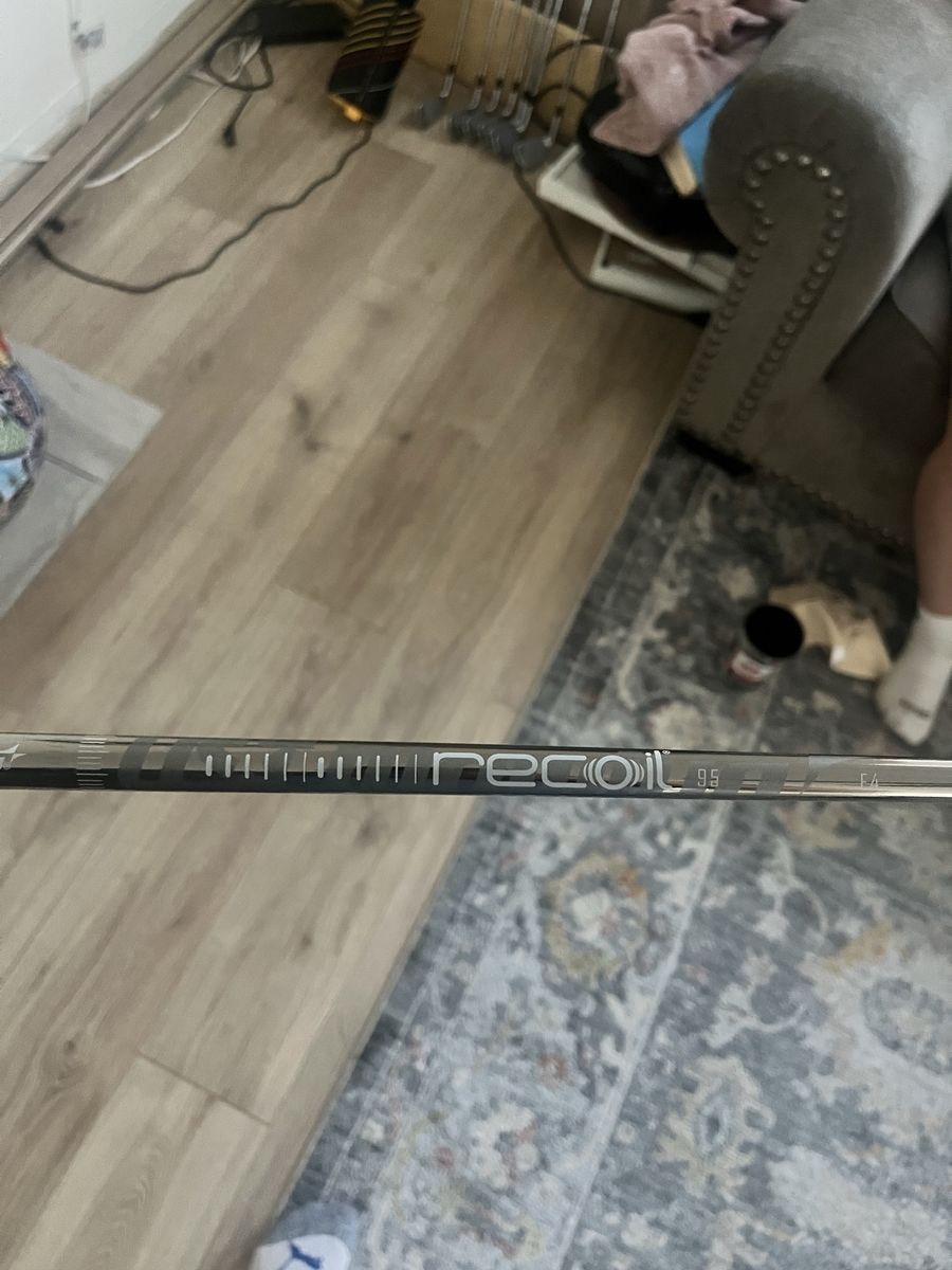 Recoil 95 Golf Club Iron Shaft F4, with SuperStroke Grip