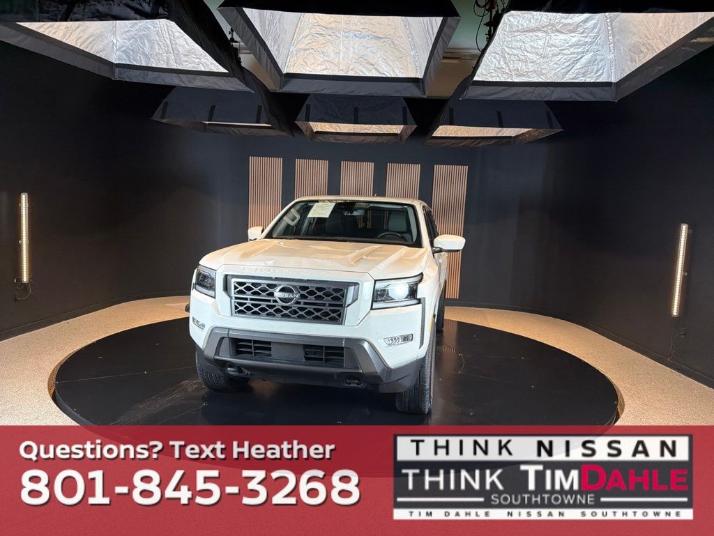 2024 Nissan Frontier SL