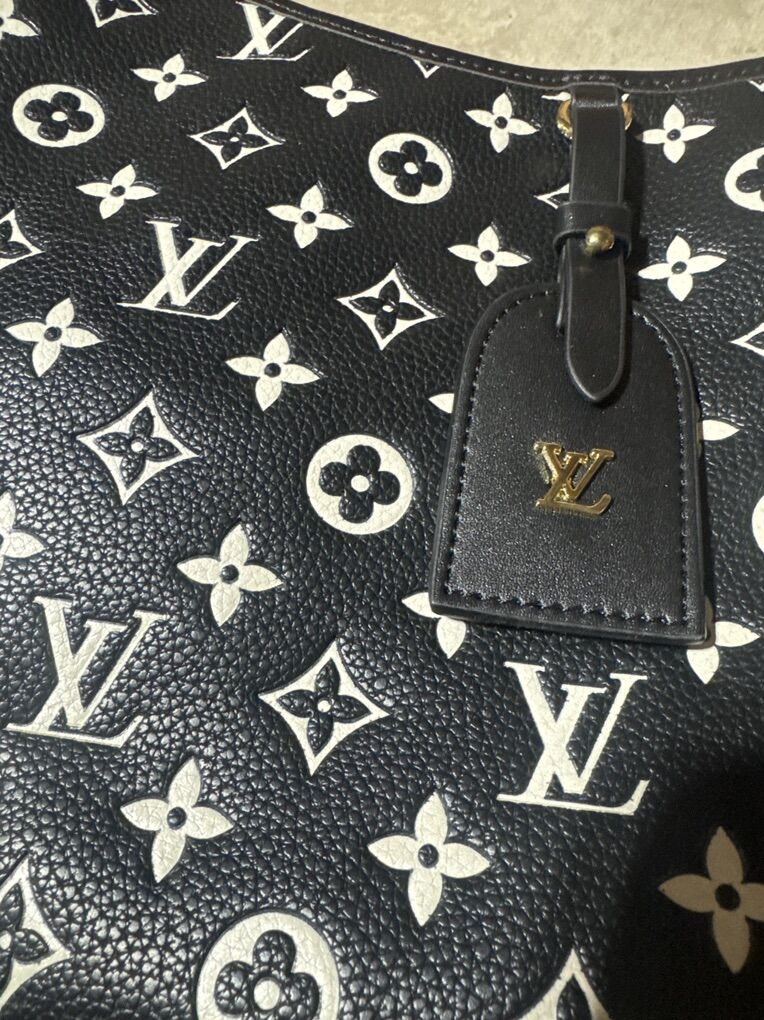Very Realistic Louis Vuitton Bag