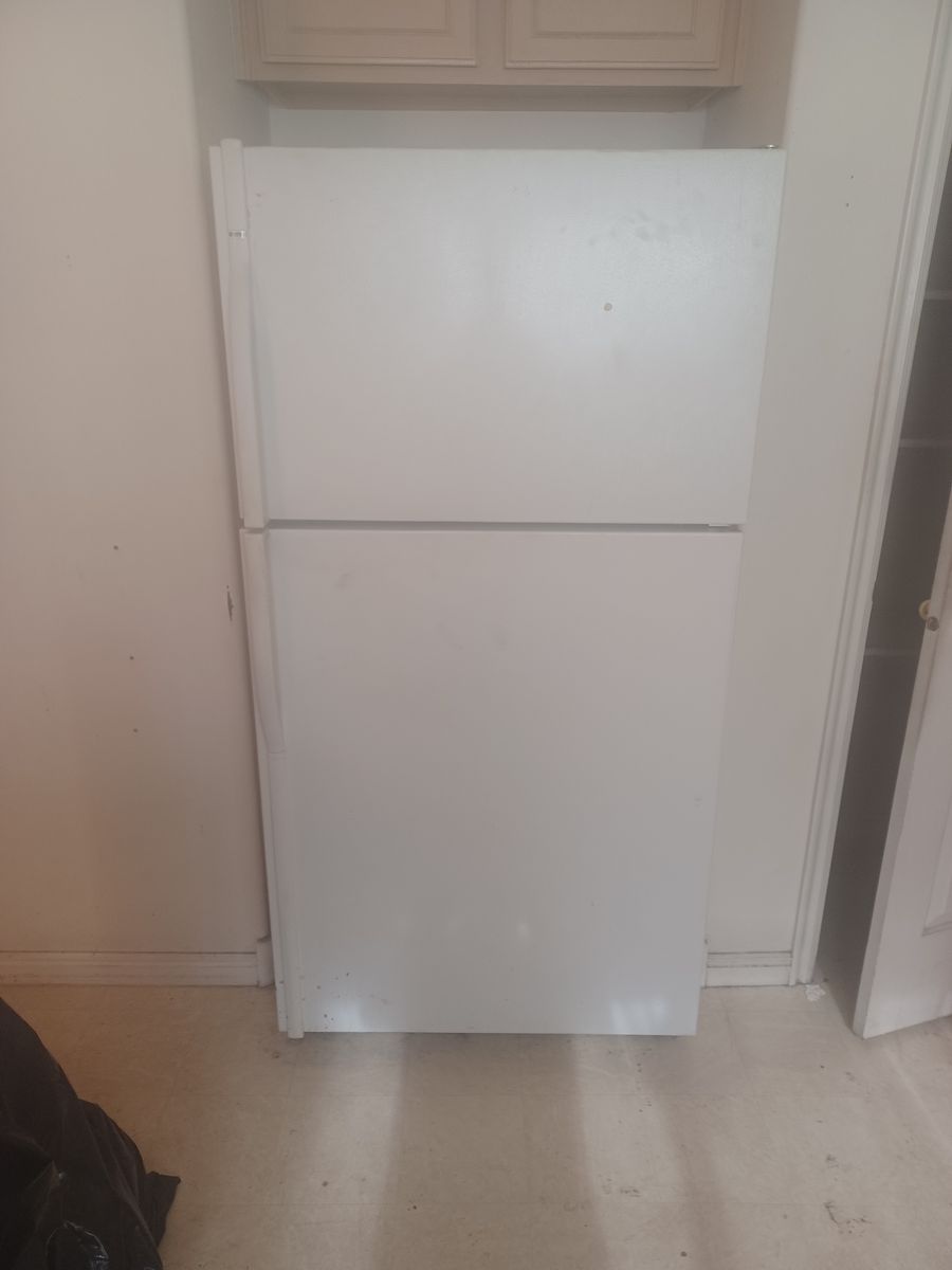Fridge in Tooel