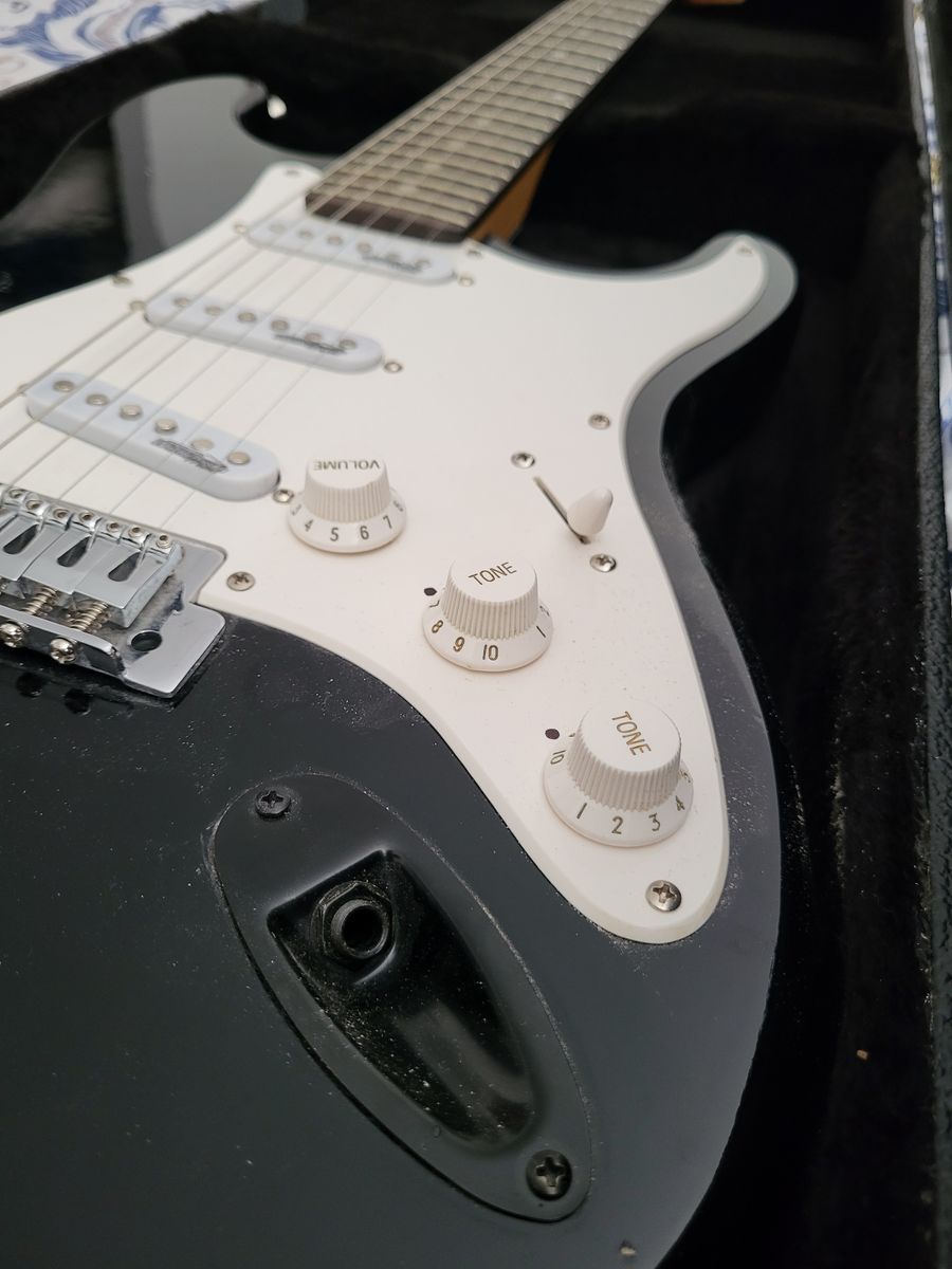 Custom S-Style Guitar with Hardshell Case