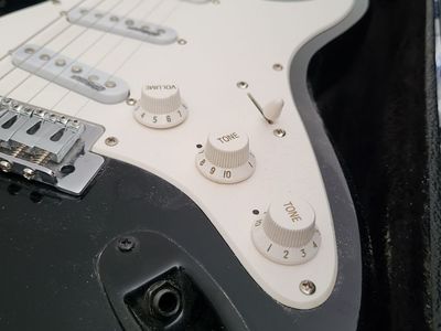 Custom S-Style Guitar with Hardshell Case