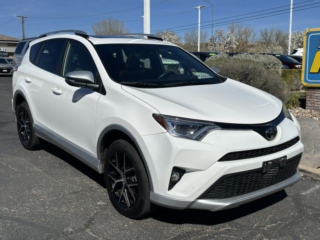 2016 TOYOTA RAV4 SE