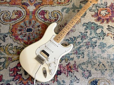 Fender Stratocaster White Strat