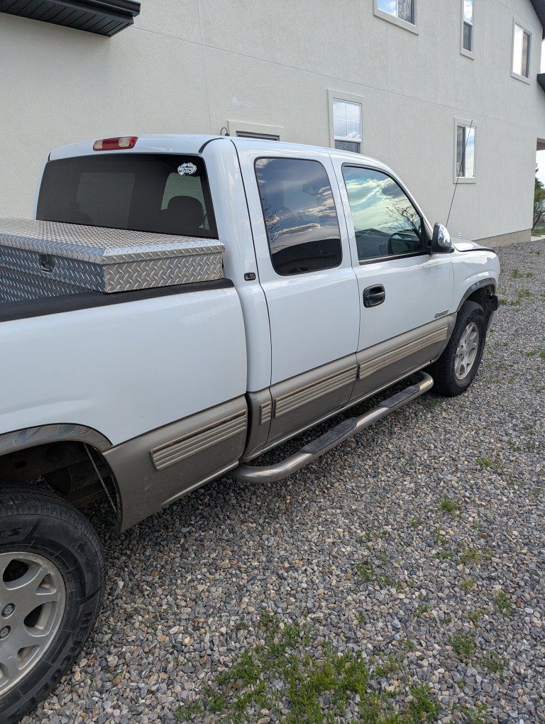 1999 Chevrolet Silverado 1500 LS