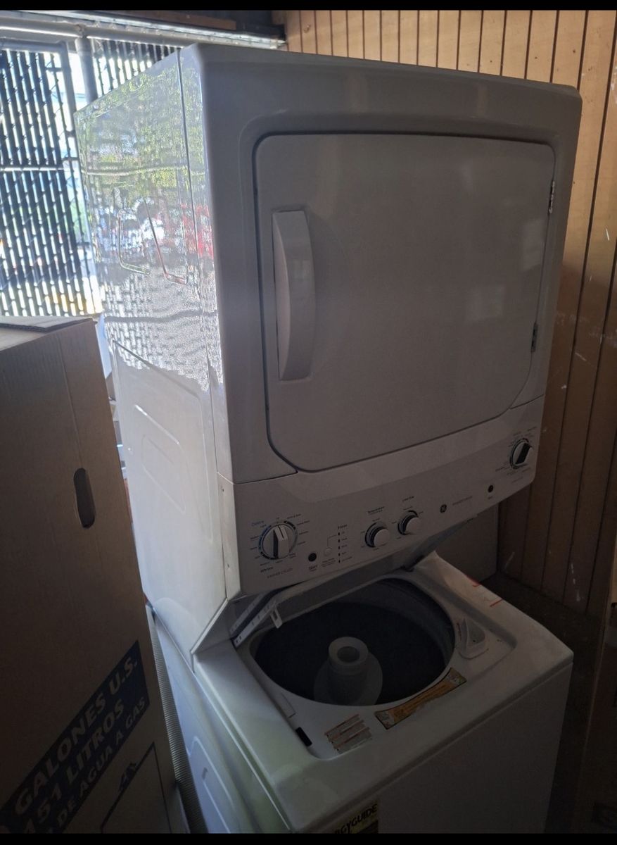 Stackable washer and dryer