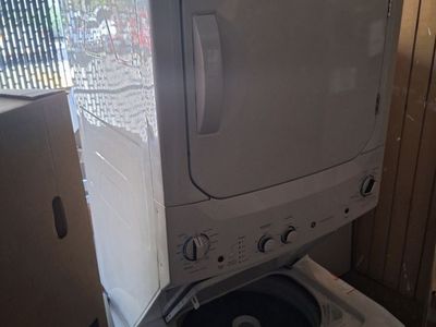 Stackable washer and dryer