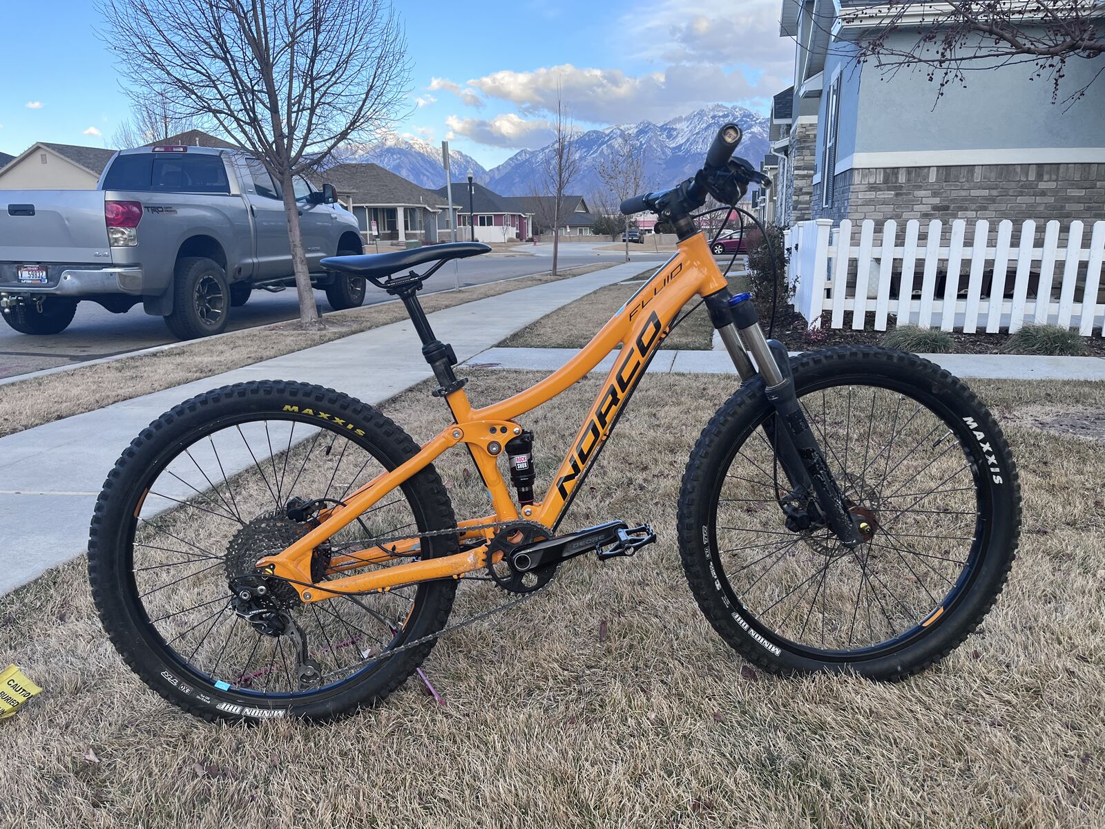 Norco Fluid 4.2 24” Full-Suspension Kids Mountain Bike (Deore / RockShox / Maxxis)