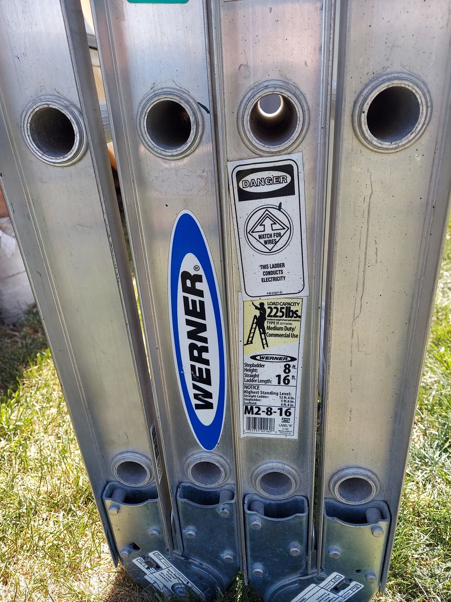 16 ft Werner Aluminum Folding Ladder