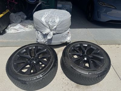 2022 Tesla Model X Plaid OEM 20” Staggered Wheels (Set of 4) - Snow Tires Included FREE