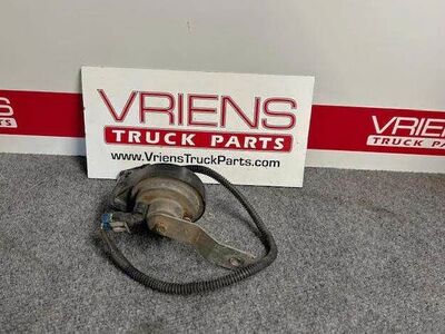 FIAMM 55306-AM80S SINGLE TONE HORN W/ BRACKET AND TUBE ATTACHED
