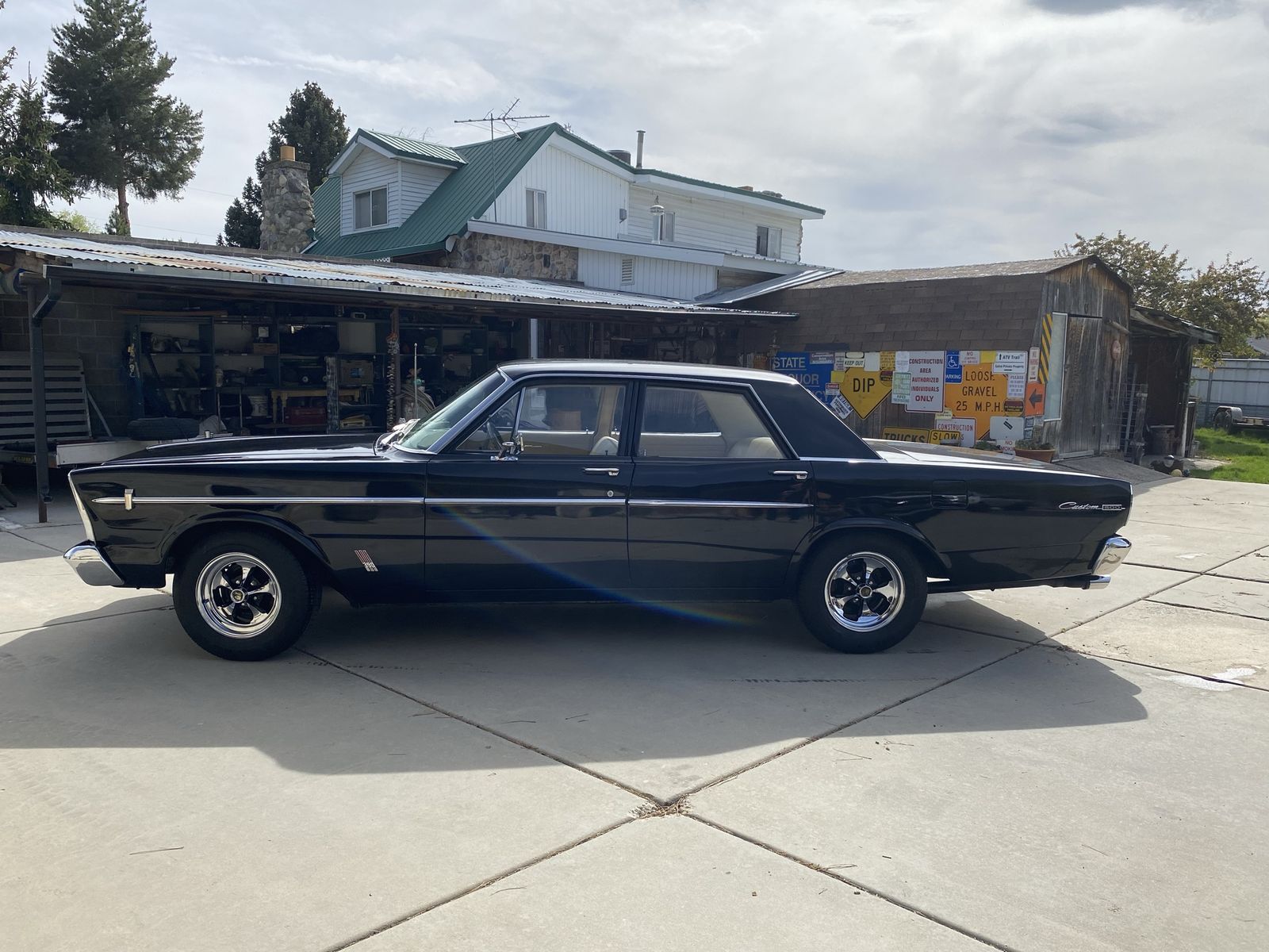 1966 Ford Galaxie 