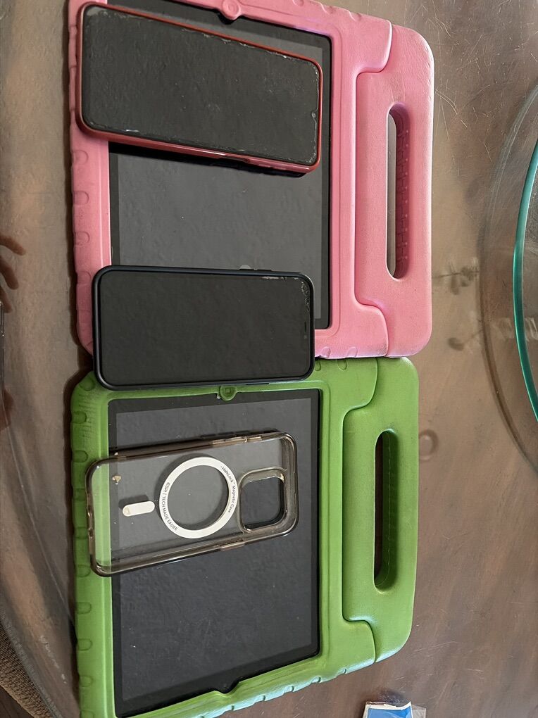 $125  OBO IPhones, Ipads & Samsung For Sell