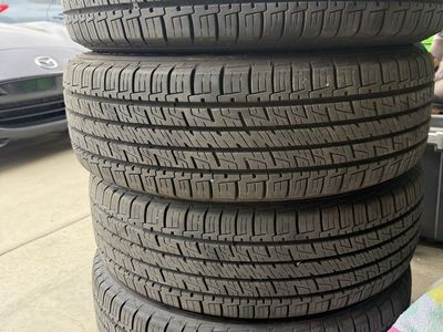 225/65r17 Goodyear set of 4