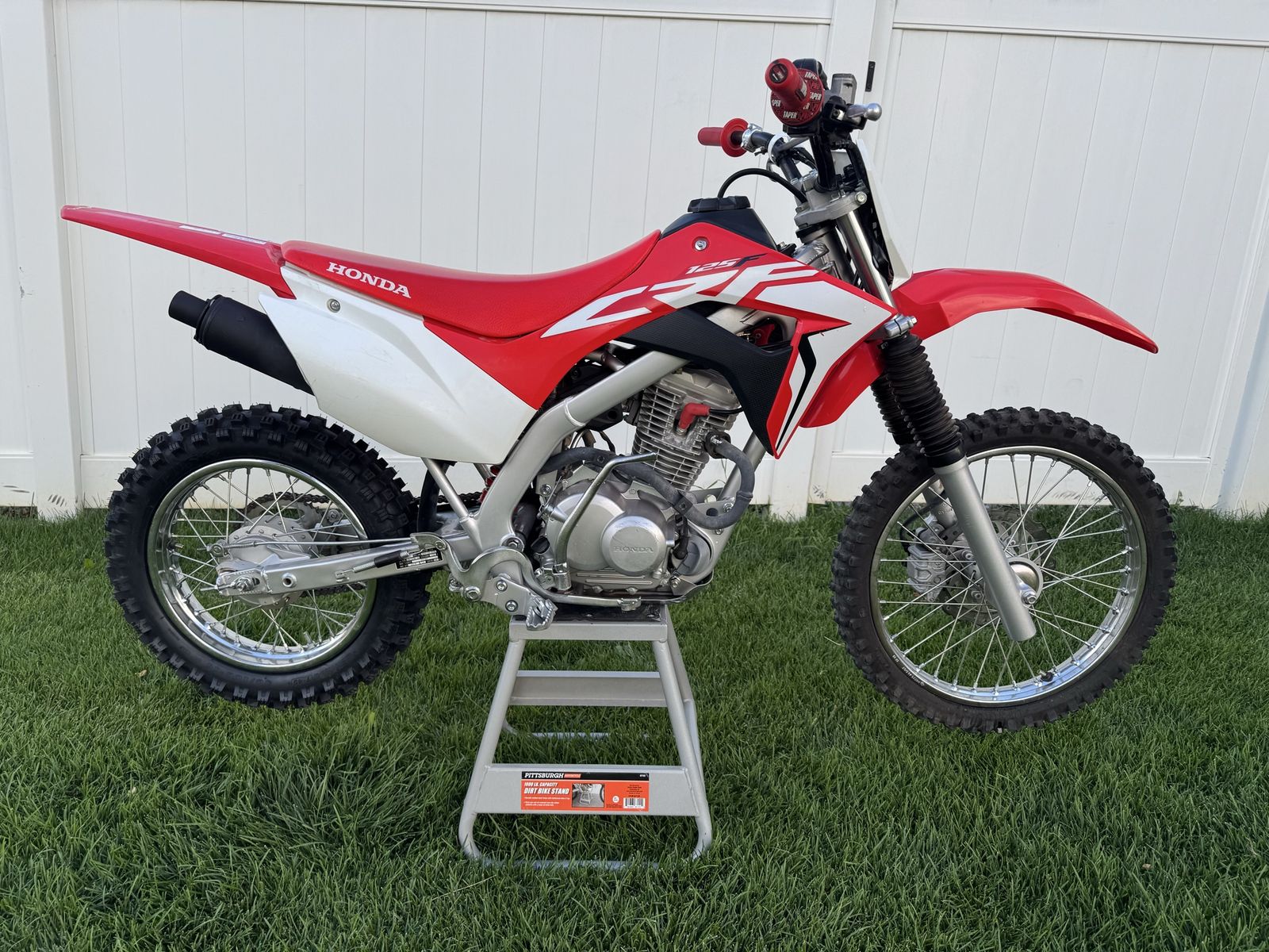 2020 Honda CRF 125F Dirt Bike - Excellent Condition, Low Hours