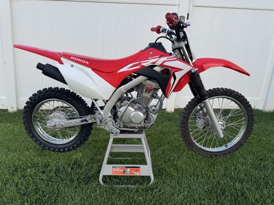 2020 Honda CRF 125F Dirt Bike - Excellent Condition, Low Hours