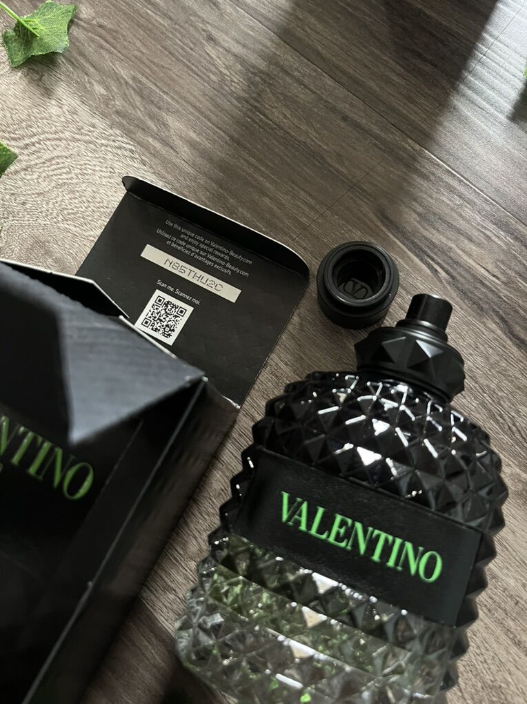 Brand New Valentino‼️