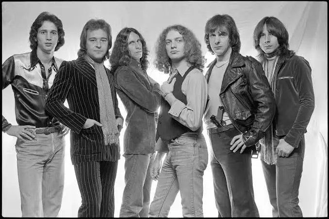 Lou Gramm (of Foreigner) 
4 Front Row Center Orchestra 

Aug 13 8PM Asking 150 ea ticket OBO 
Ed Kenley Layton Amphitheatre