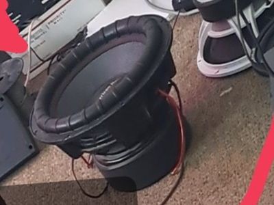 Monster Bass " The Godfather 15" 6000 watts subwoofer about 100 lbs