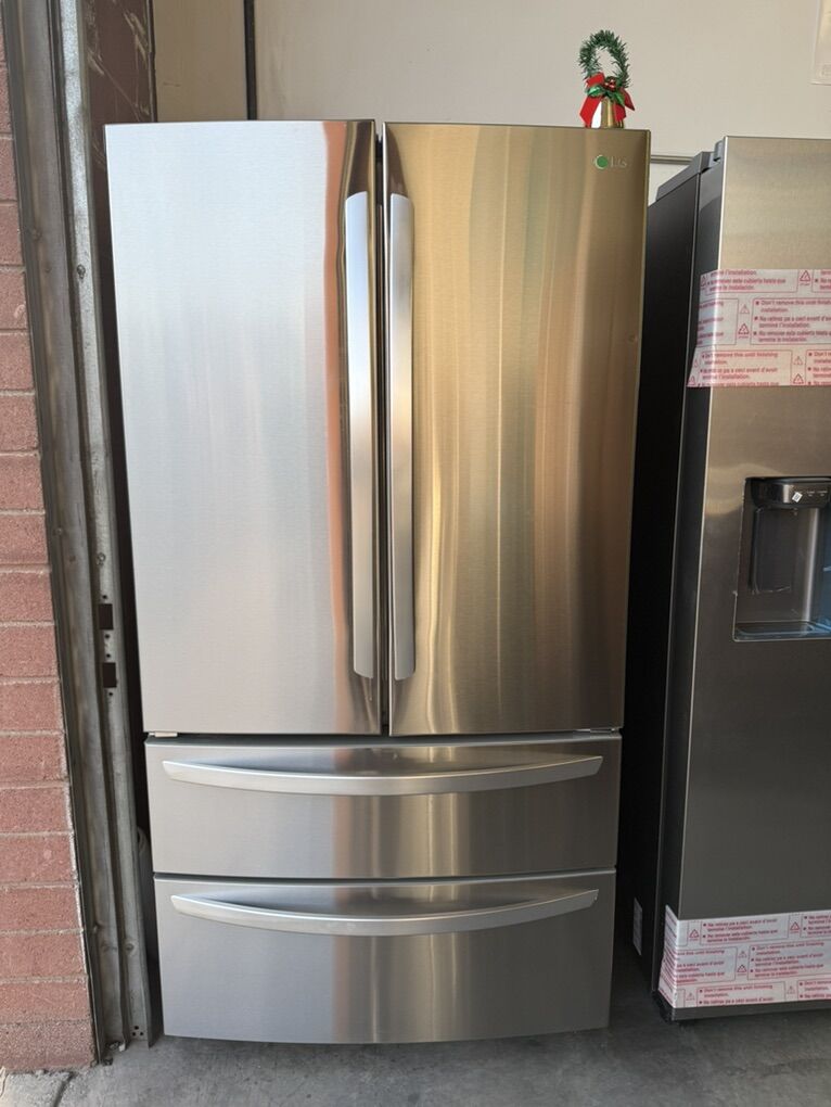LG 27 cu. ft. 4-Door French Door Refrigerator!