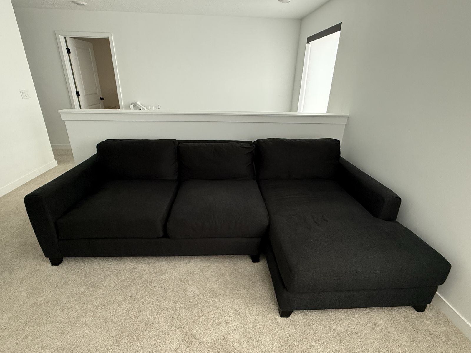 Quinton II Sectional Sofa with Chaise | Excellent Condition