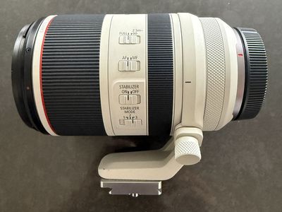 Canon RF 70-200mm F2.8 L IS USM Lens with Tripod Mount and Stabilizer