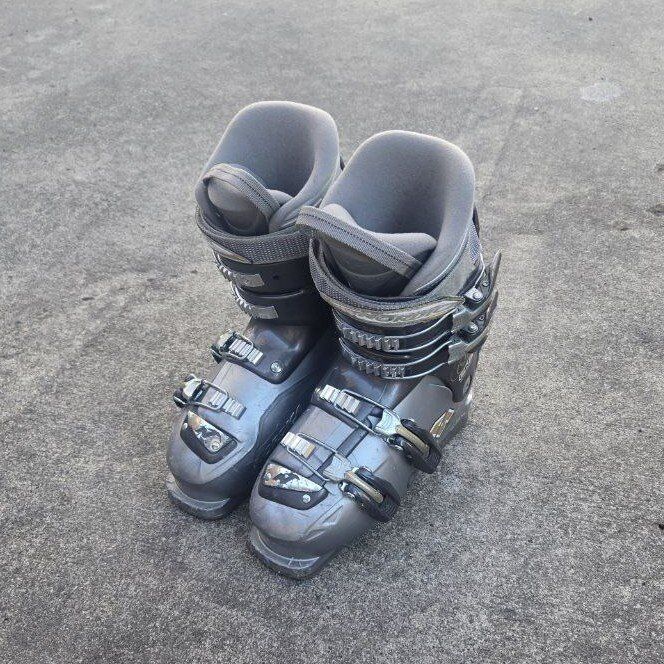 Women's Nordica Mondo 24 Ski Boots Sz. 6.5-7 285mm