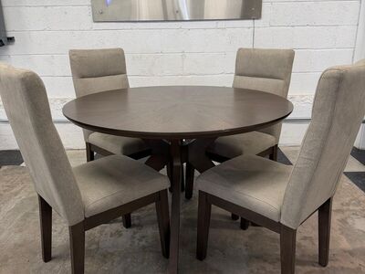 COSTCO SOPHIE 48" ROUND DINING TABLE AND 4 CHAIRS!!