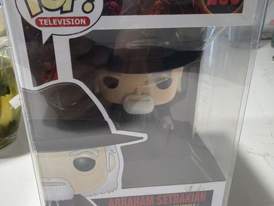 Funko Pop! Television The Strain Abraham Setrakian #280 Vinyl Figure Age 17+