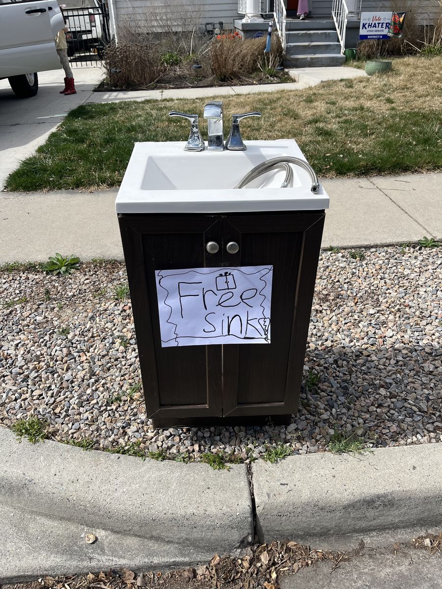 Free sink