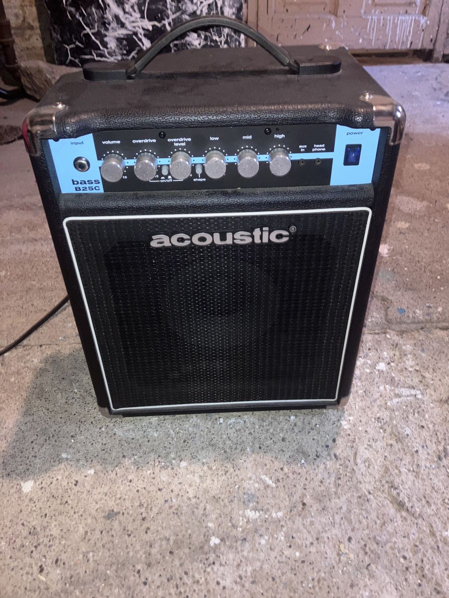 Acoustic b25c 1x8 25W Bass Combo