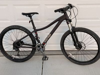 Co-op Cycles DRT 1.1 Hardtail Mountain Bike - Small, Female