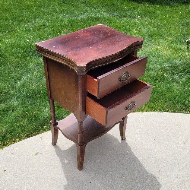 Side Table/Nightstand with 2 Drawers