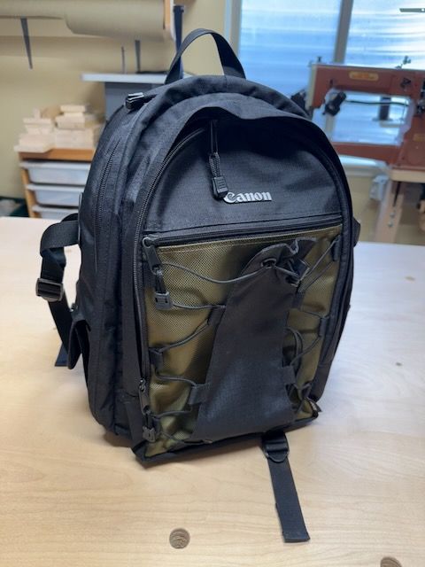 Canon Deluxe Camera Backpack 200 EG