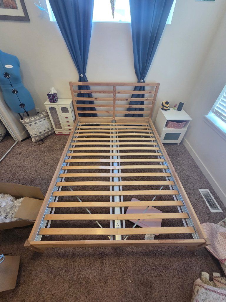 Wooden Full Size Slatted Bed Frame with Headboard - Light Wood Finish