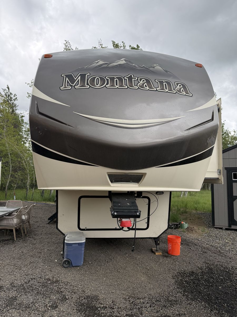 39’ keystone Montana legacy