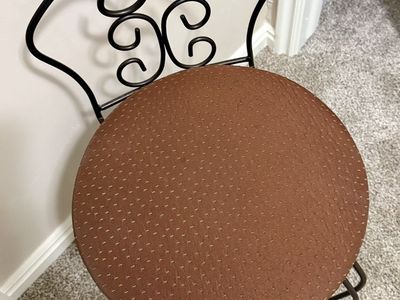 Childs chair