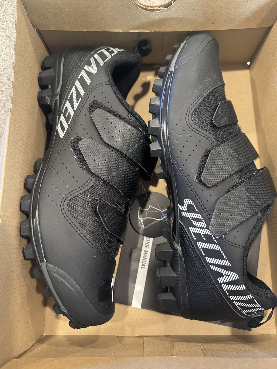 Specialized Recon 1.0 Mountain Bike Shoes - Size US 9 Men's/10.5 Women's - Black, Body Geometry