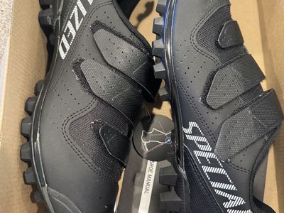 Specialized Recon 1.0 Mountain Bike Shoes - Size US 9 Men's/10.5 Women's - Black, Body Geometry