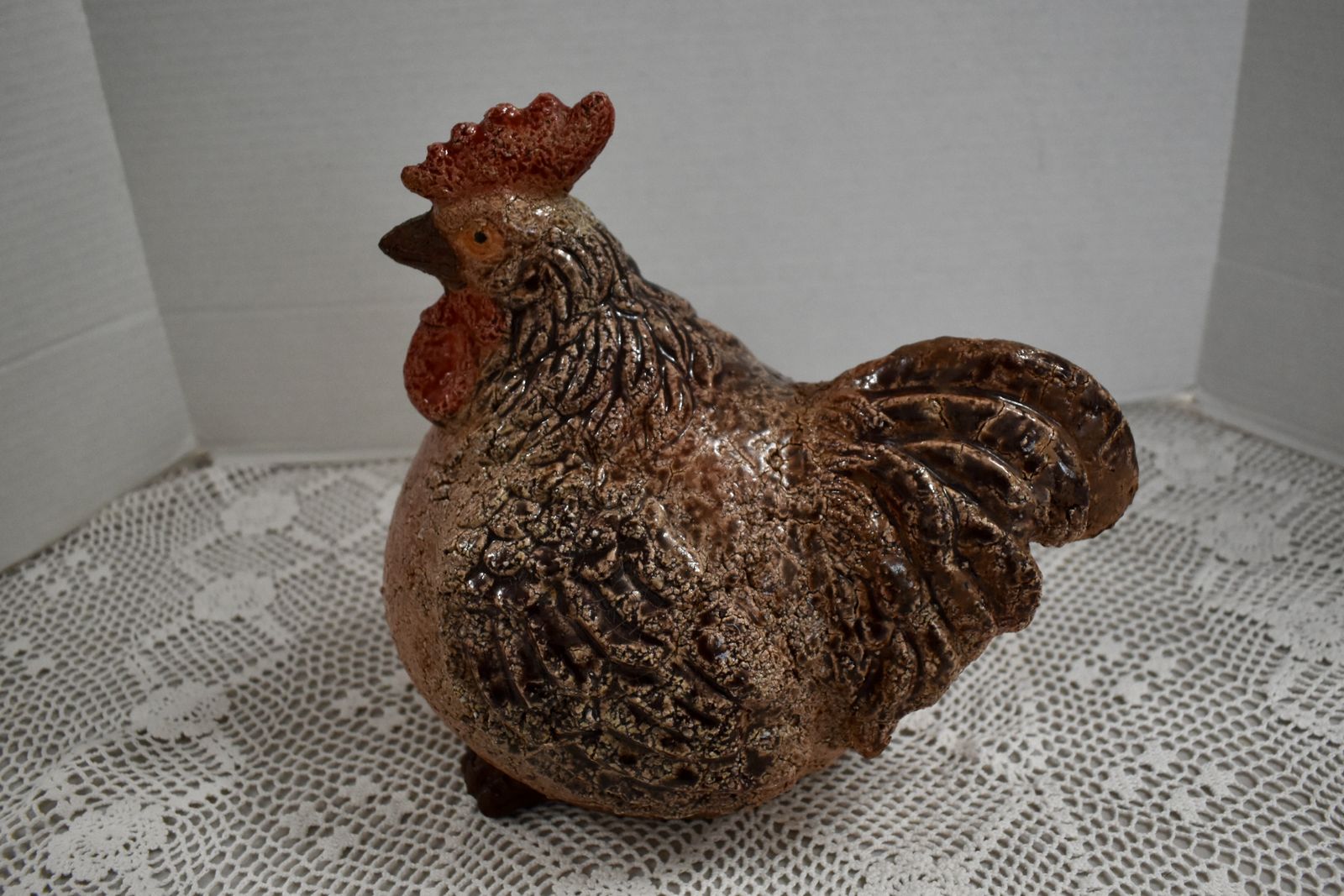  Beautiful Hand Painted Rustic Rooster / Chicken Hand Made With A Heavy Pottery For Fun Decor