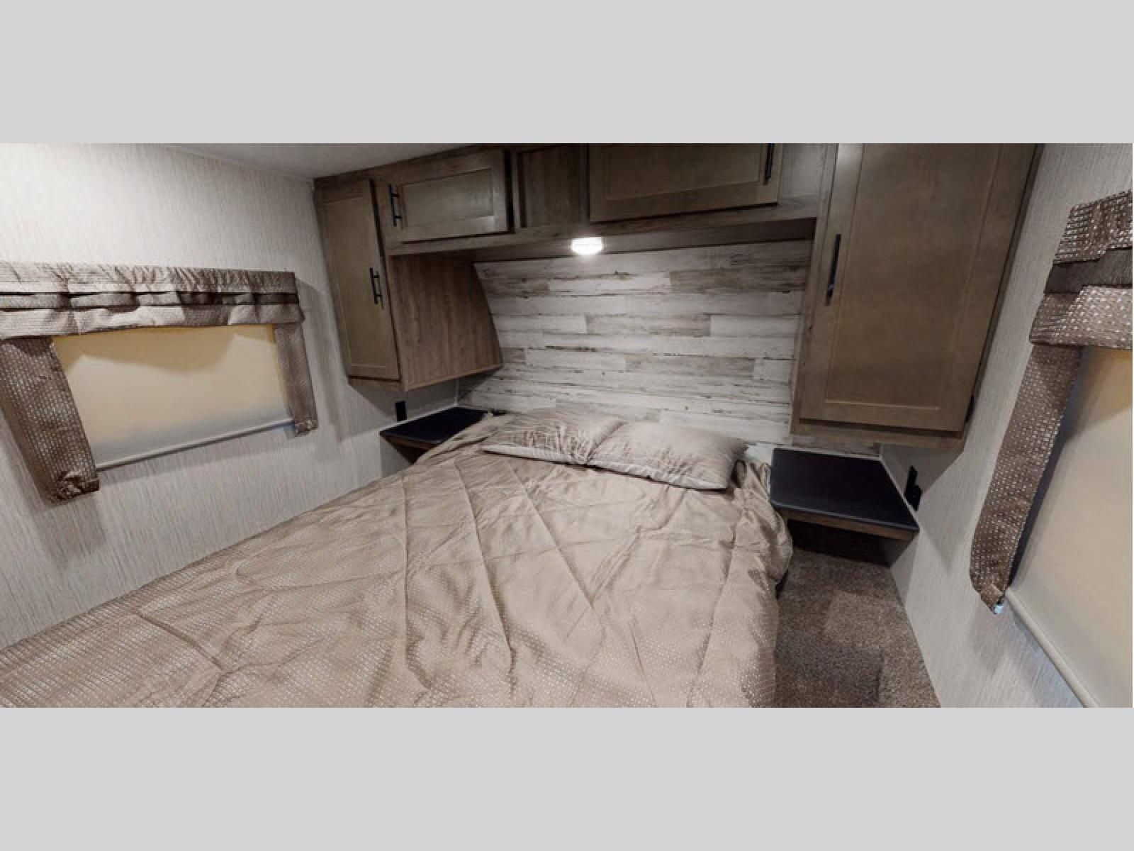 Main image 5