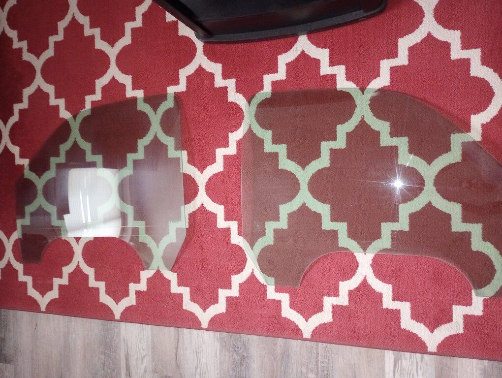 GMC - Chevy side glass