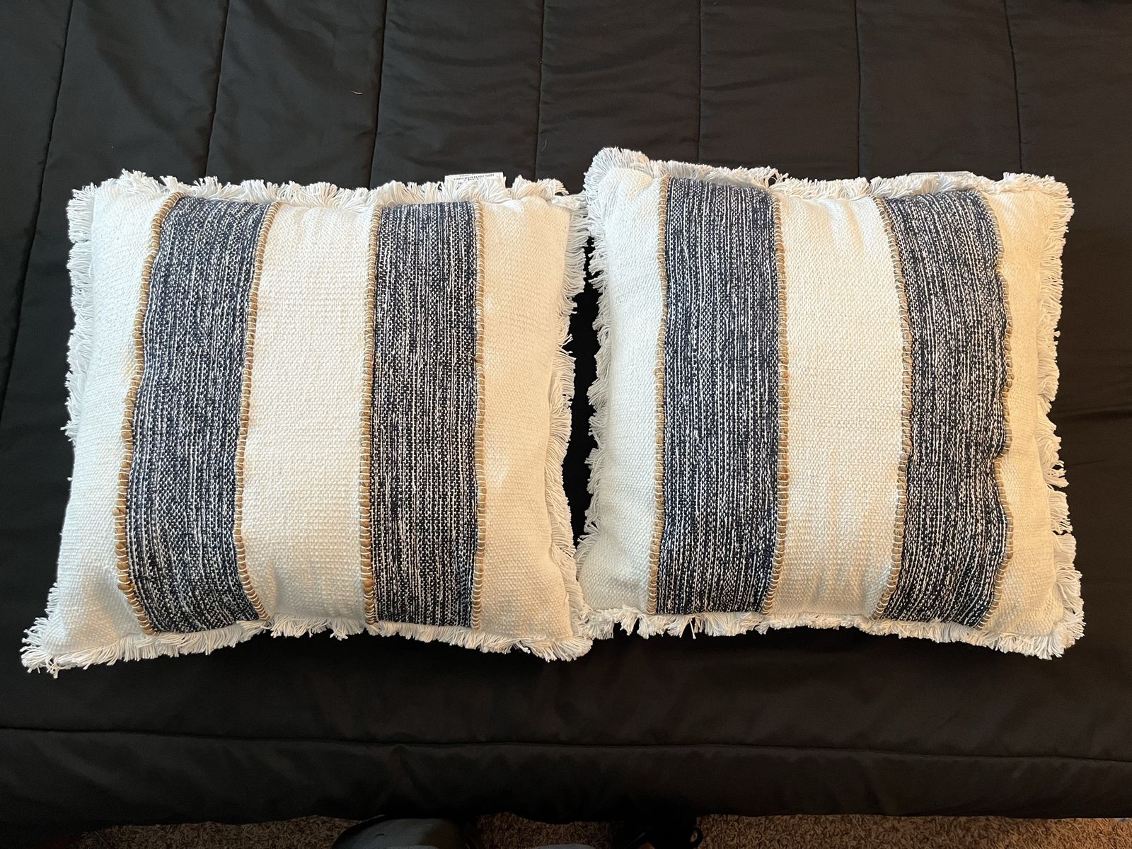 (2) New Decorative Pillows