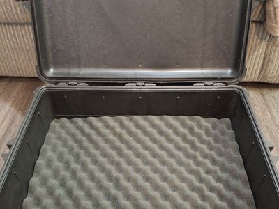 Pelican 1600 Protector Case Heavy-duty and waterproof hard case