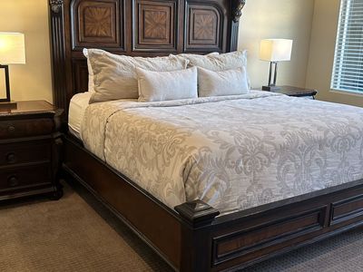 Ornate Dark Wood King Size Bedroom Set