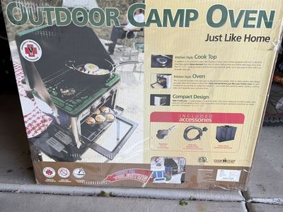 Outdoor Camp Oven/2 burner stove (brand new)
