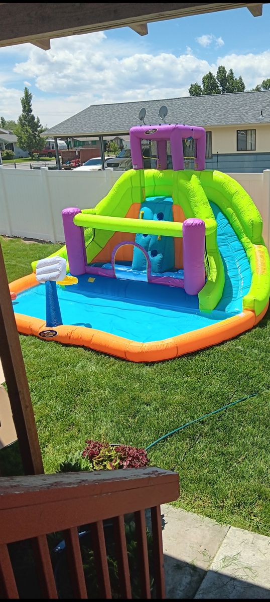 Double hurricane water slide